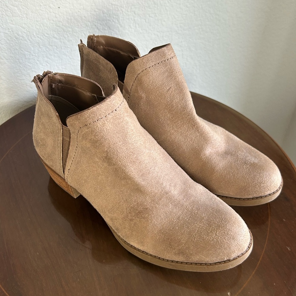 Womens Tan Suede Ankle Boots by Carlos Santana